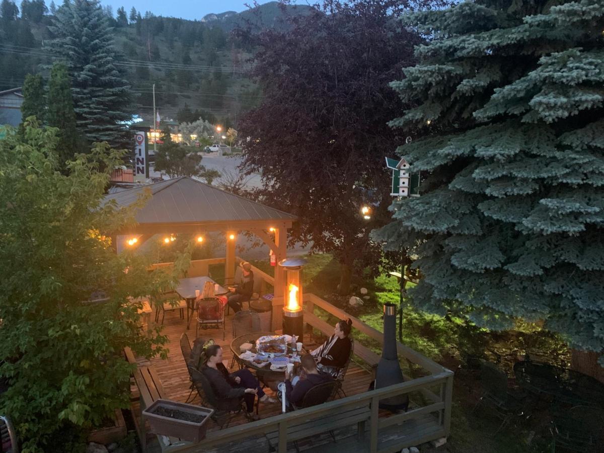 Destination Inn Radium Hot Springs Exterior foto